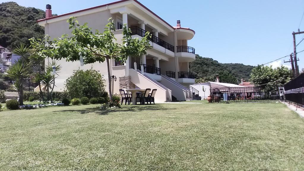 Perdikis Apartments - Paliouria Kókkinon Nerón المظهر الخارجي الصورة