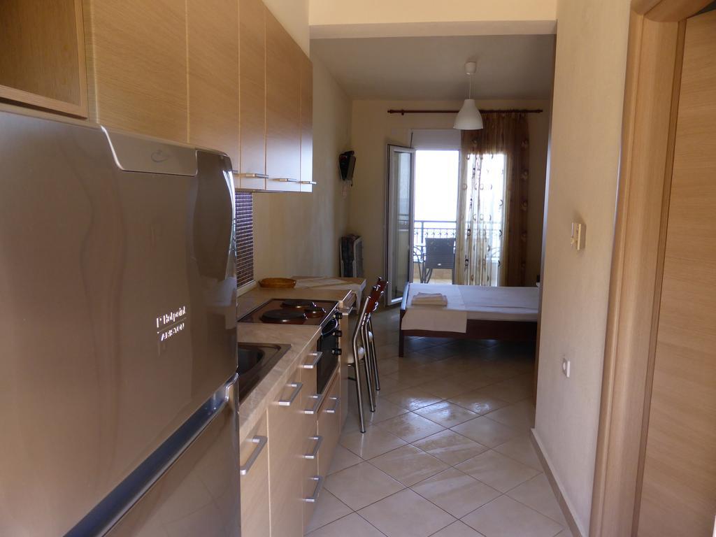 Perdikis Apartments - Paliouria Kókkinon Nerón المظهر الخارجي الصورة